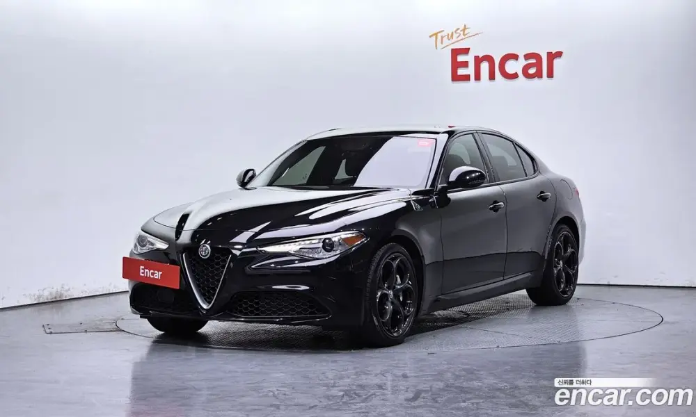 Alfa Romeo Giulia 2017 — фото 1