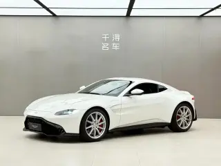 ASTON MARTIN V8 VANTAGE 2020