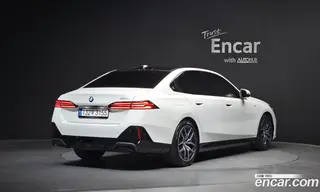 BMW 5-Series 2023