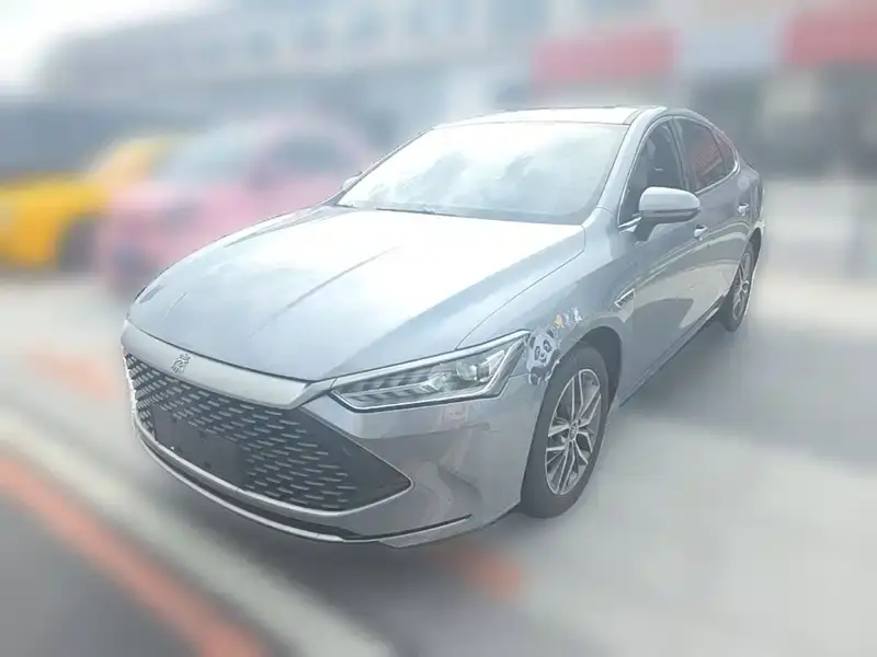 BYD Qin Plus 2023 — фото 1