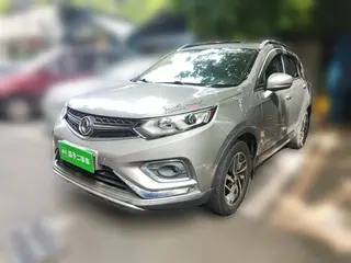 DONGFENG AEOLUS AX5 2020