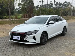DONGFENG AEOLUS YIXUAN MAX 2022