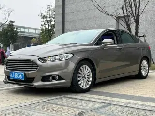 FORD MONDEO 2015