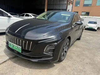 HONGQI E-QM5 2022