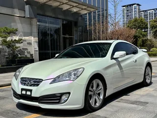 HYUNDAI GENESIS COUPE 2012