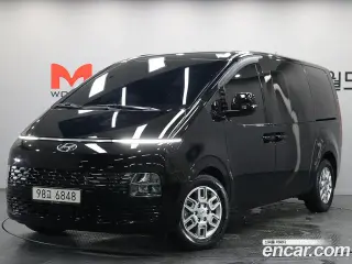 Hyundai Staria 2021