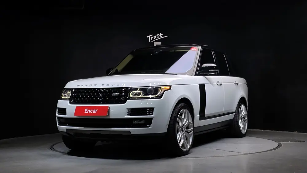 Land Rover Range Rover 2017 — фото 1