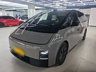 LI AUTO MEGA 2025