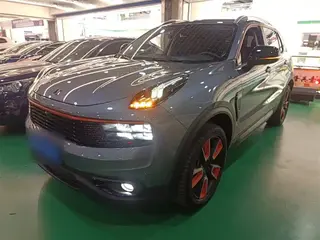 LYNK CO 01 2020
