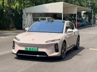 NIO ET5 2025