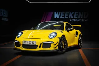 PORSCHE 911 2016
