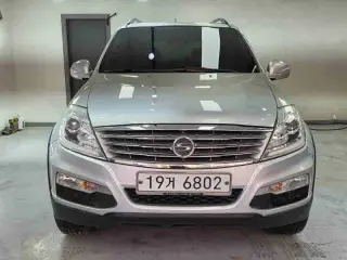SSANGYONG REXTON W 2012
