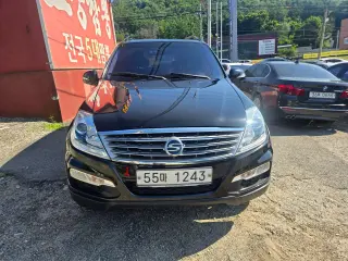 SSANGYONG REXTON W 2013