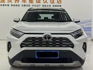 TOYOTA RAV4 2024