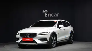 VOLVO V60 CROSS COUNTRY 2021