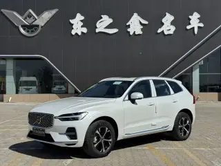 VOLVO XC60 2026