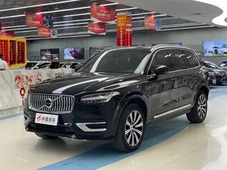 VOLVO XC90 2024