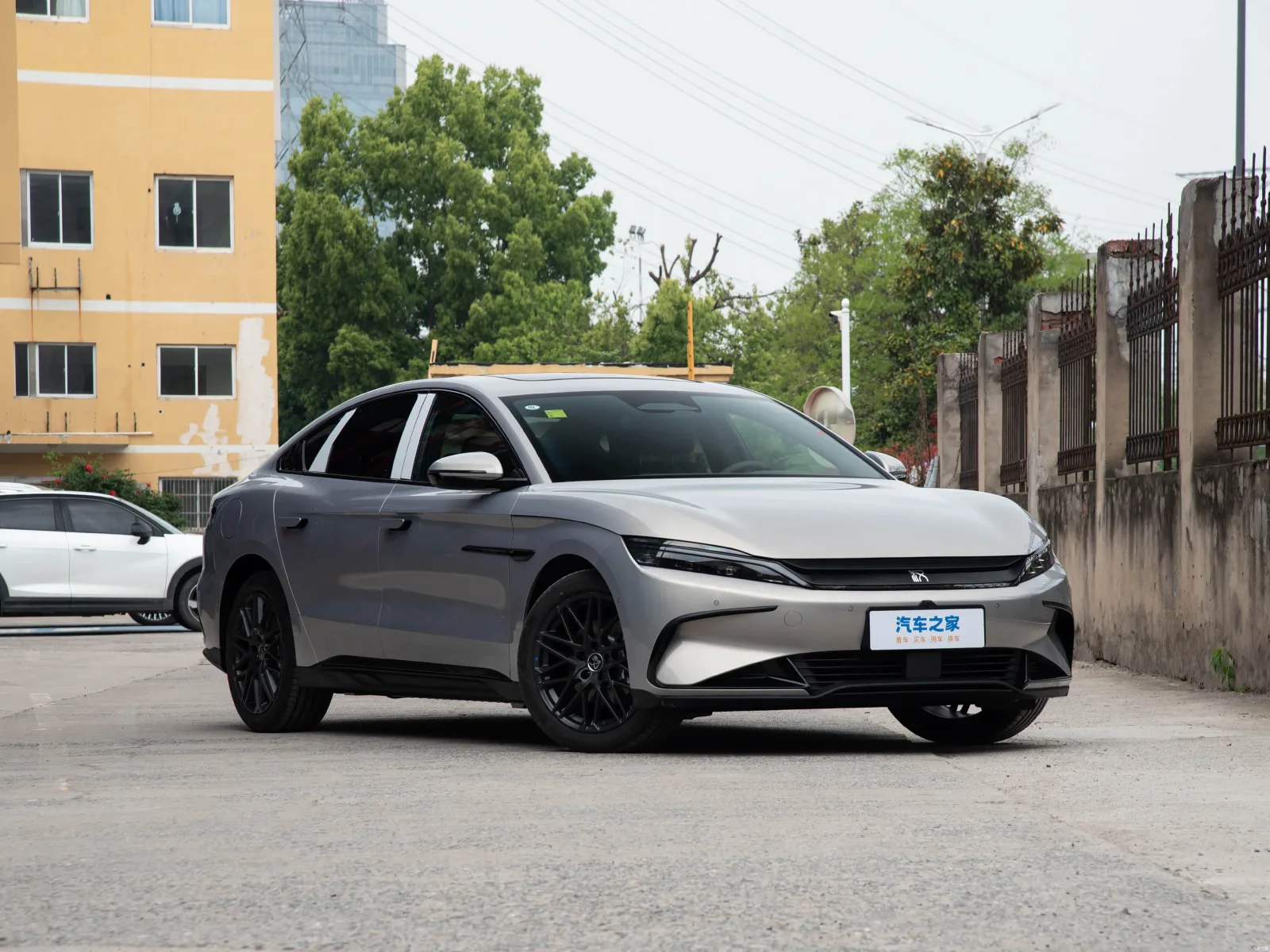 Миниатюра 11