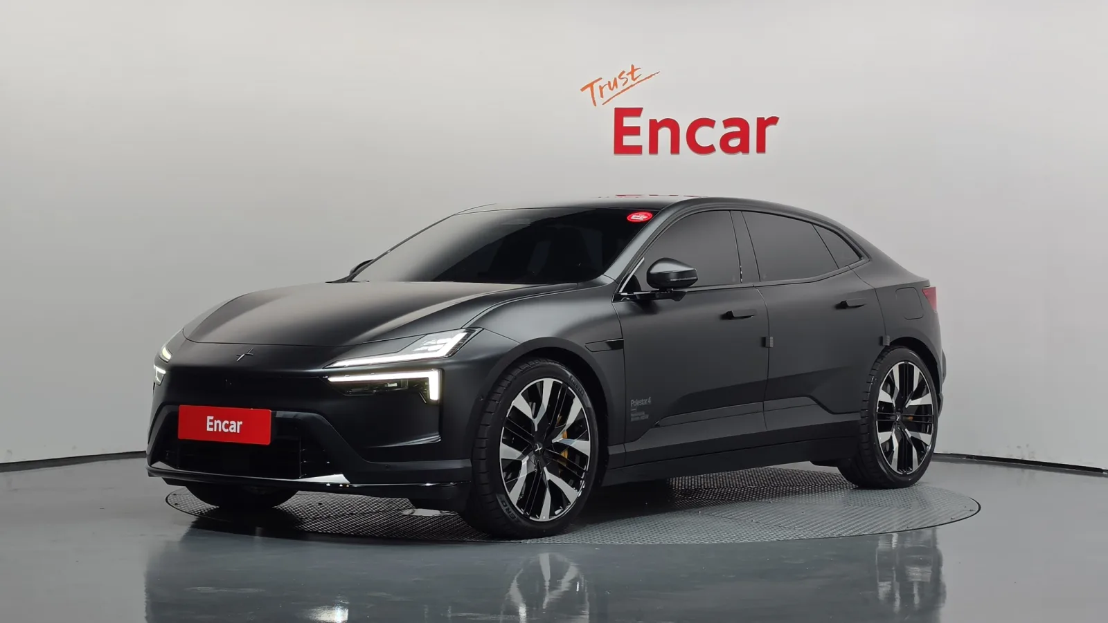 Polestar 4